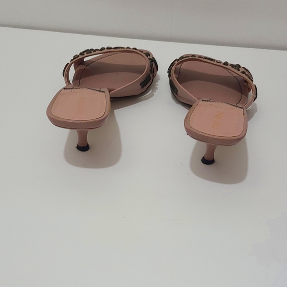 MIU MIU BLUSH PINK RHINESTONE HEELS..SIZE 38 - Picture 4 of 10